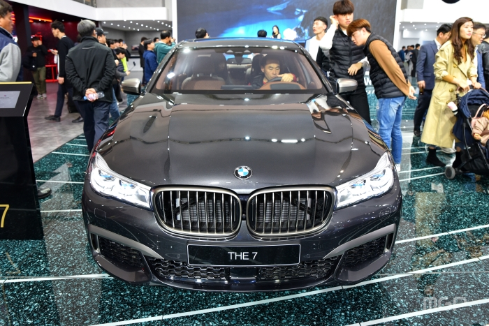 BMW THE7