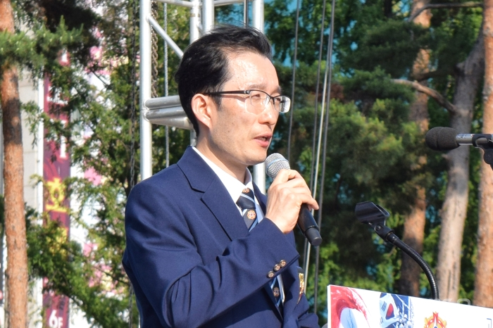 구자현 고양시재향군인회 회장이 인사말을 하고 있다.