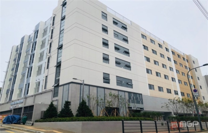 23일 50세대가 입주한 지상 6층 규모의 파주병원복합 경기행복주택.