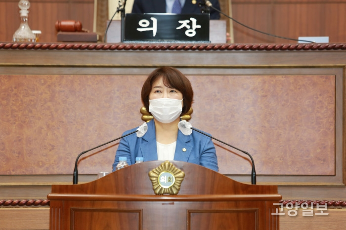 의정부시의회 정선희 의원이 5분 자유발언을 하고 있다.